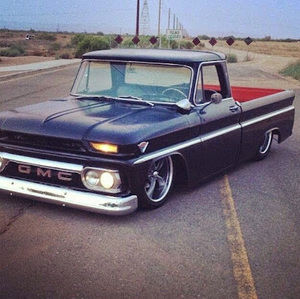 Meet your Posher, Eric